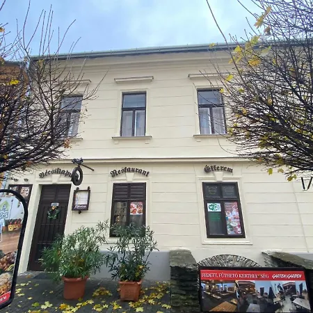 Becsikapu Apartman *