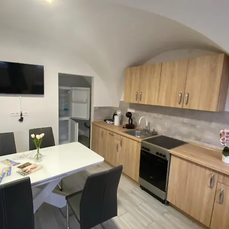 Apartment Becsikapu Apartman Koszeg